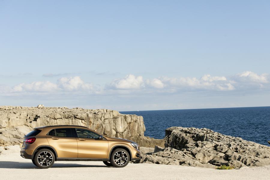  Mercedes-Benz GLA220 d 4Matic (X156) 2017 года  (WW) (фото 18 из 33)